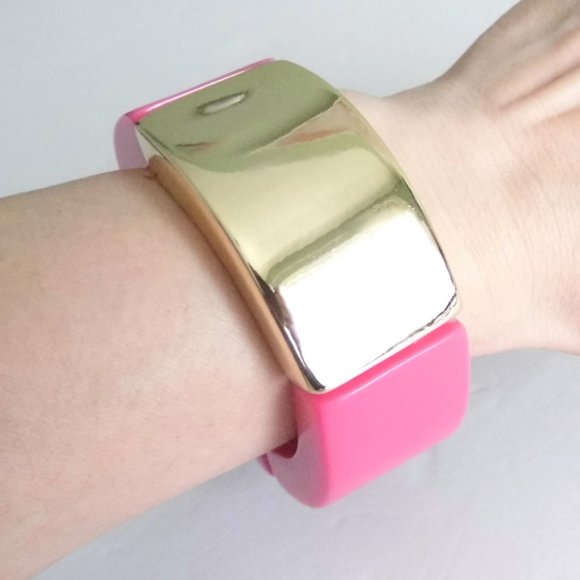 New EXPRESSION Wide Hot Pink Bracelet - Picture 2 of 5